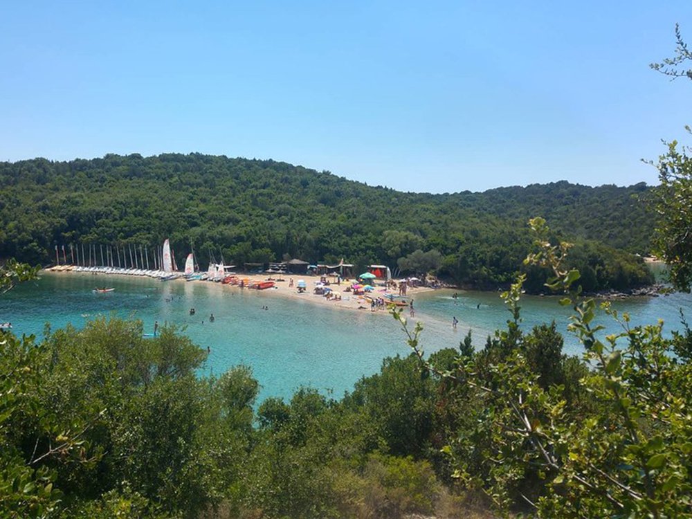 Μπέλα Βράκα